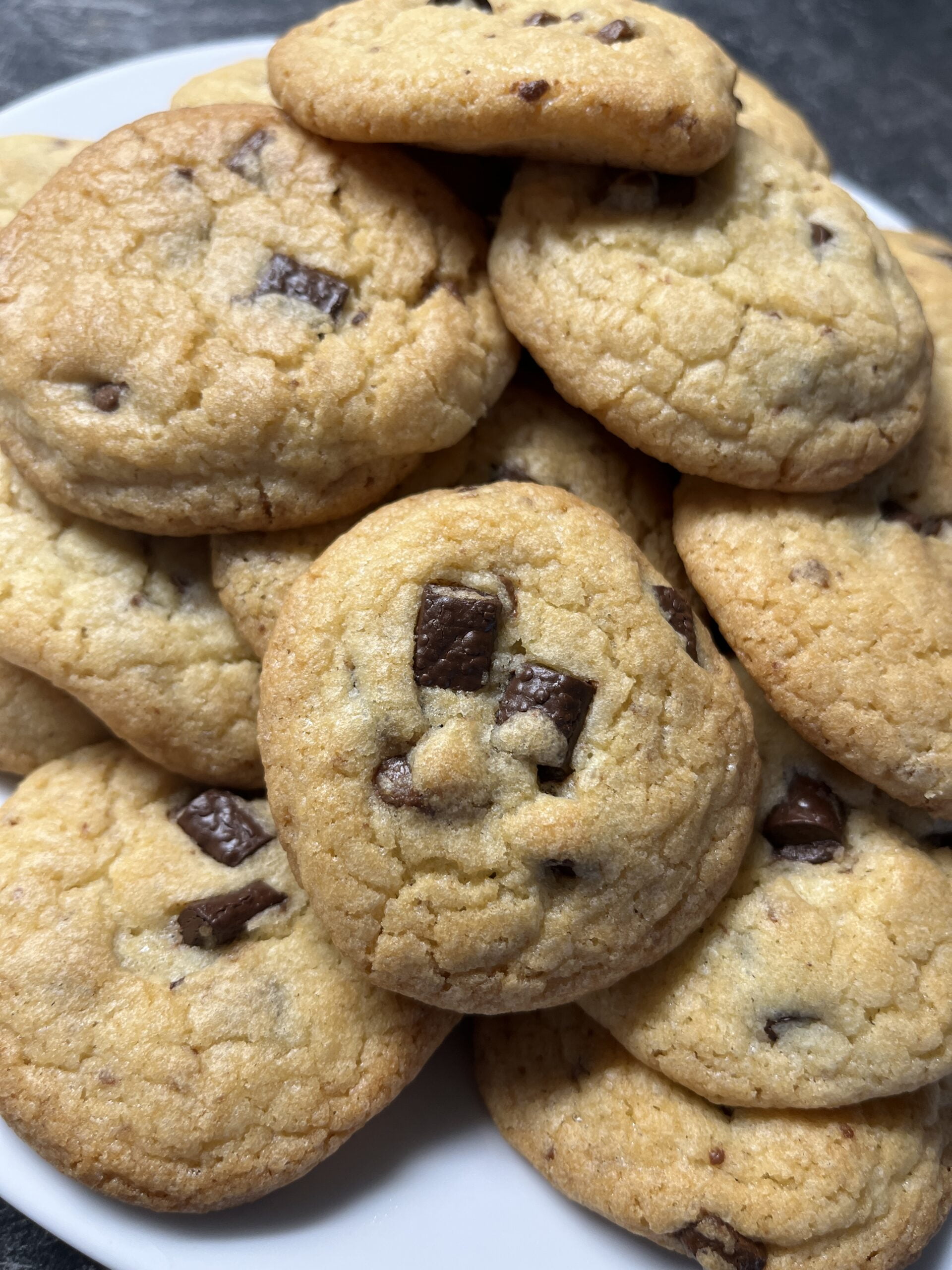 The Only Chocolate Chip Cookies Recipe You Will Ever Need | ByTheMenu